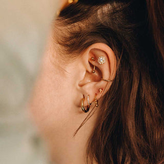 ARTIQO 'Cross' Piercingstecker - helloartiqo.com