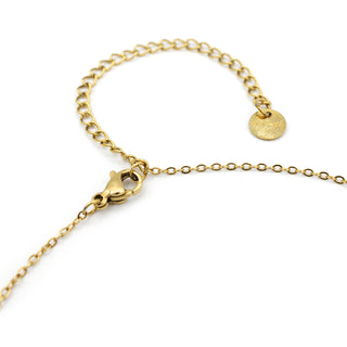 Bild einer goldenen Halskette in einem Online Shop für Schmuck Ketten
