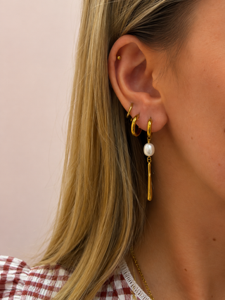 ARTIQO Chloe Statement Hoops - helloartiqo.com